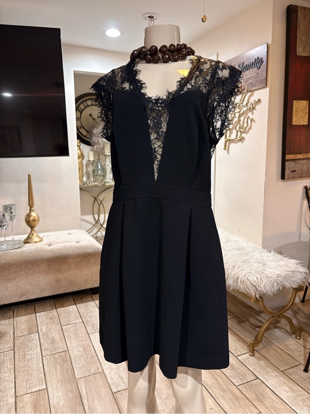 BCBGeneration Black Floral Lace Slip size 12 (large)